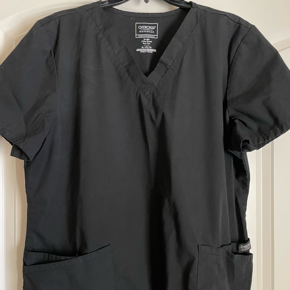 Cherokee Scrub Top